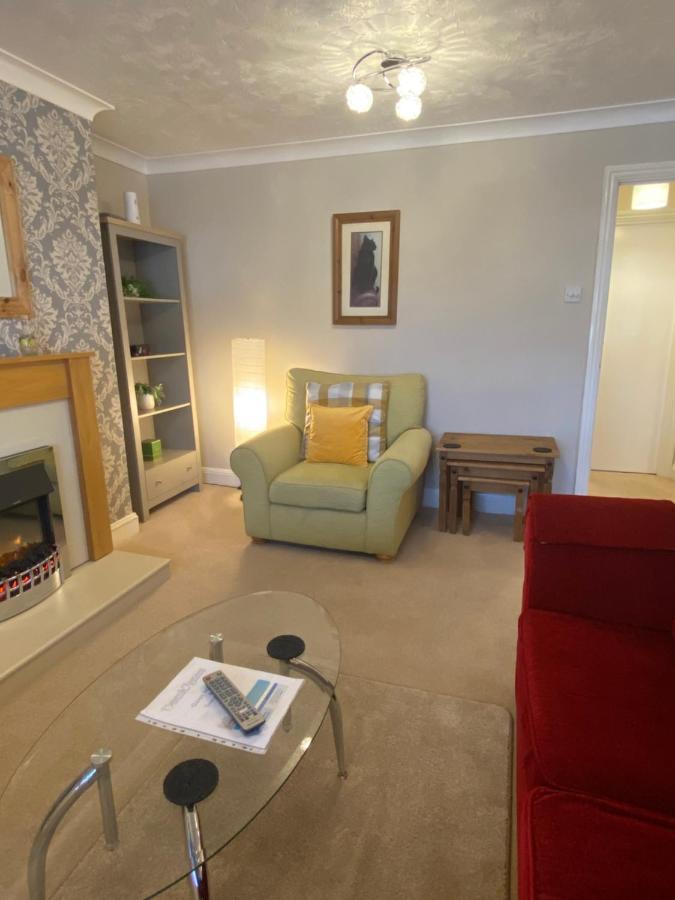 Convenient Contractor Stay Free Parking Walk To Weatherspoons Бедфорд Экстерьер фото
